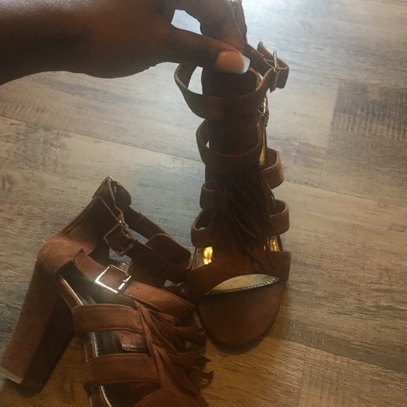 Brown Open Toe Sandals - Picture 1 of 3